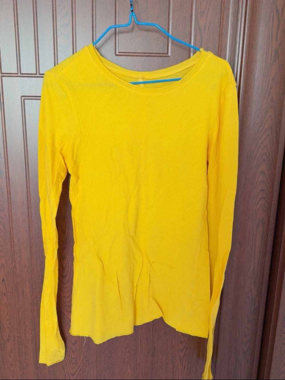 Women’s Long-Sleeve Scoop Neck Top in Yellow